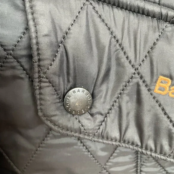 Women's Barbour Cavalry Black Polarquilt Quilted Jacket size 10 M/L Zip Pockets - Picture 8 of 14